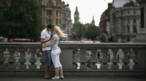Trafalgar Square, London, A couple MAGE: MATT DUNHAM/ASSOCIATED PRES